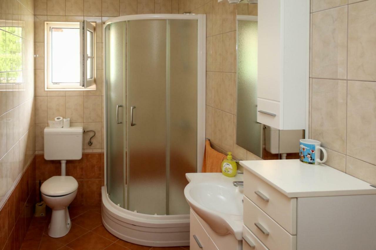Apartman Malekin Apartment Prozor ห้อง รูปภาพ